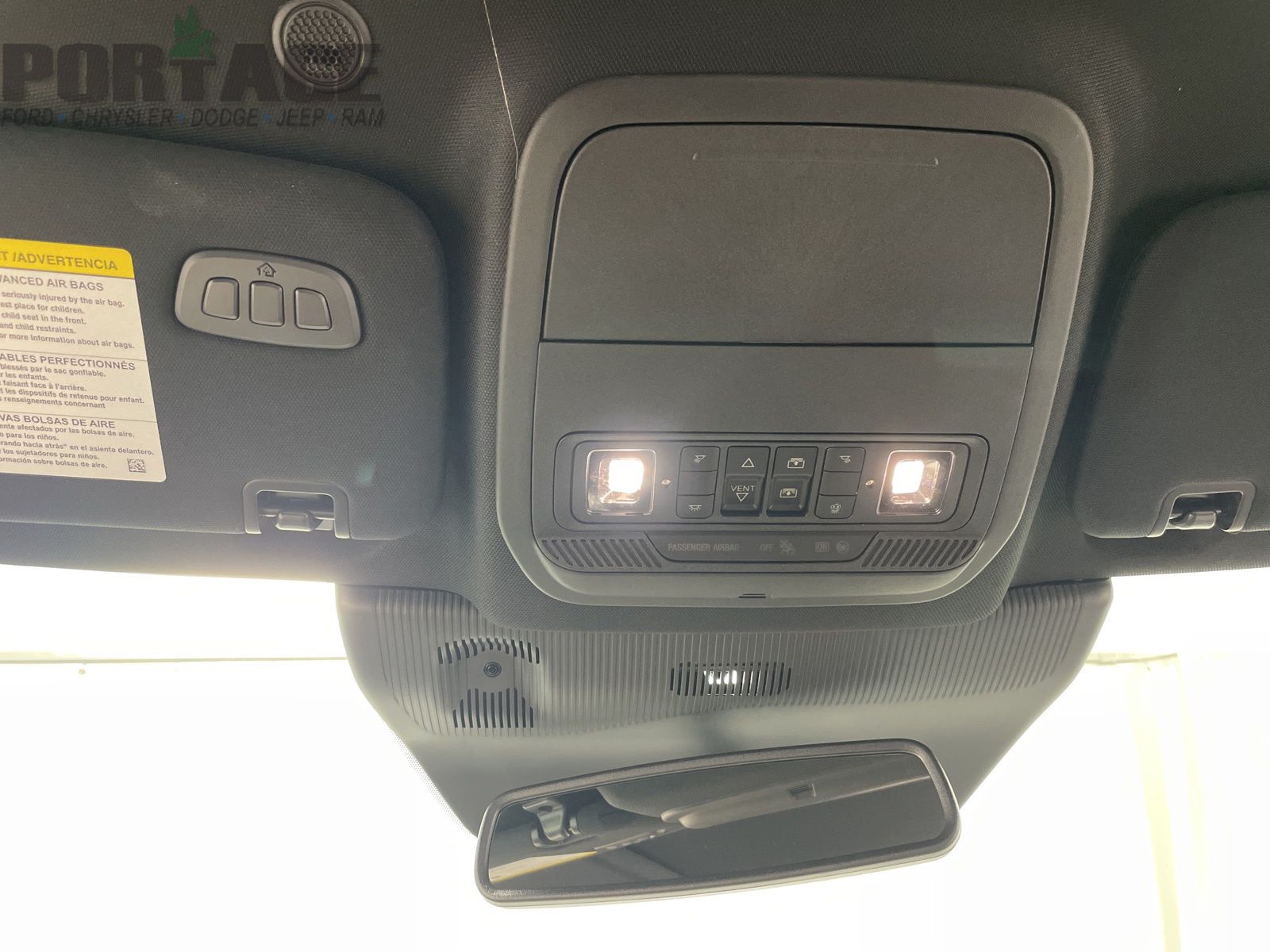 2025 Ford Explorer ST-Line photo 22