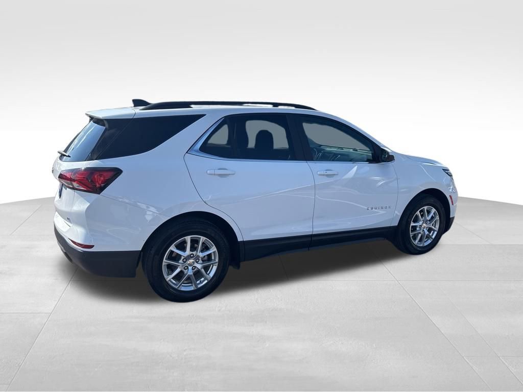 2022 Chevrolet Equinox LT photo 4
