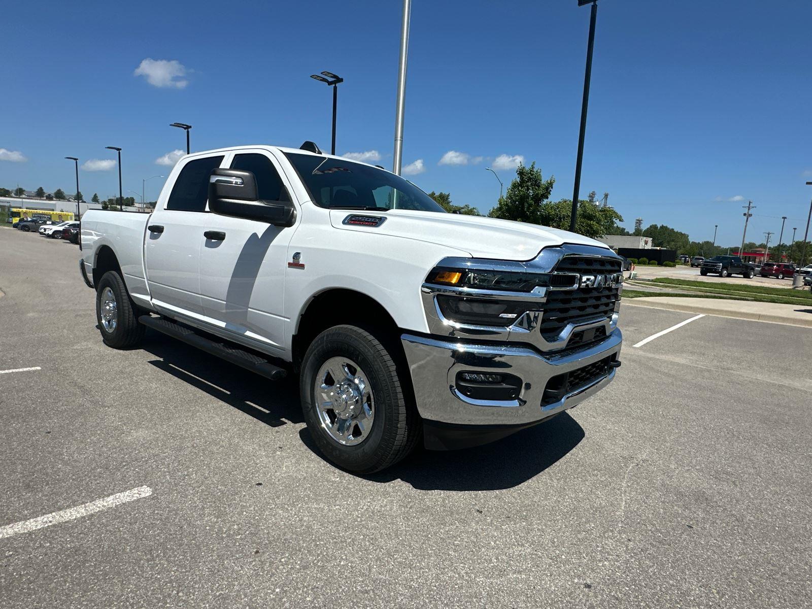 2025 Ram 2500 Tradesman photo 7