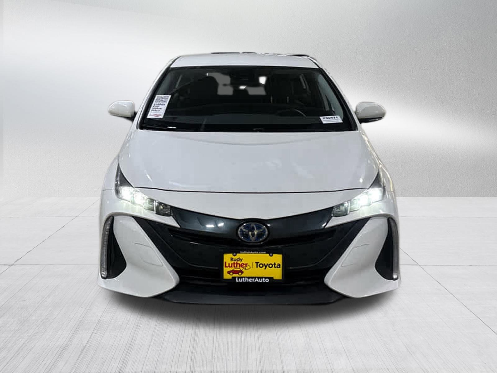 Used 2022 Toyota Prius Prime LE with VIN JTDKAMFP9N3212080 for sale in Golden Valley, Minnesota