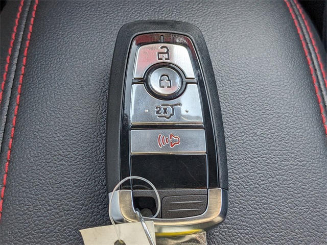 2025 Ford Escape ST-Line photo 24