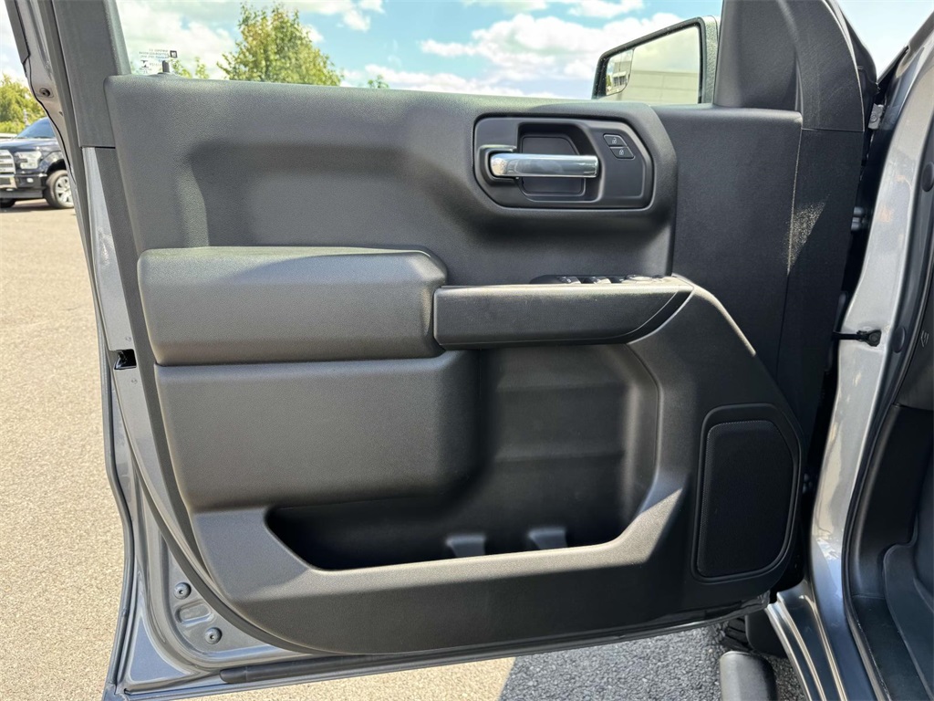 2021 Chevrolet Silverado 1500 Custom Trail Boss photo 24