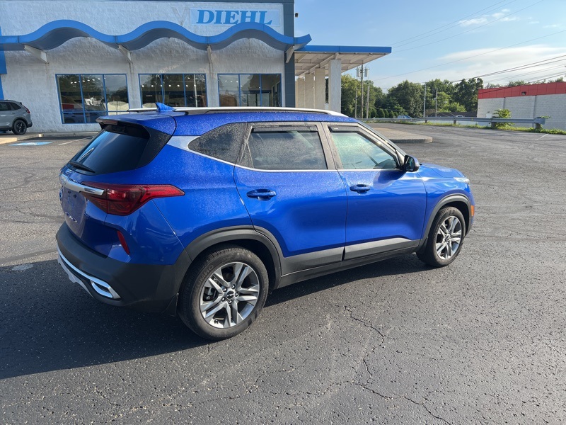 2023 Kia Seltos S photo 3