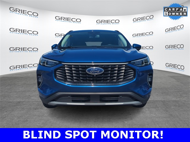 2023 Ford Escape Platinum photo 3