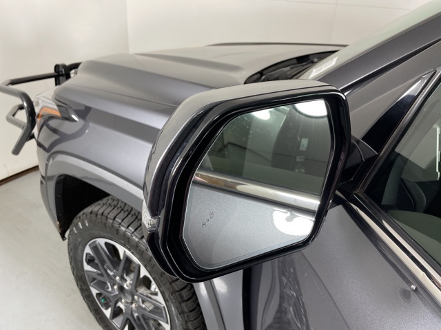 2024 Toyota Tundra Limited photo 8