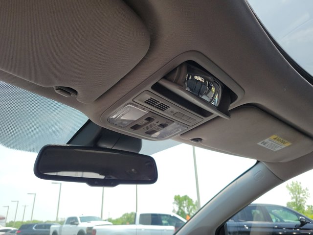 2016 Honda Odyssey EX-L photo 29