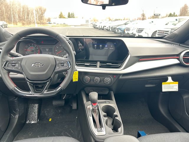 2025 Chevrolet Trax photo 12
