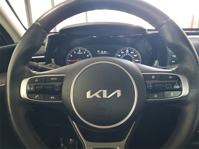 2024 Kia K5 EX photo 11