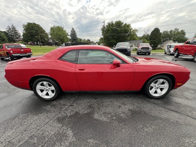 Used 2012 Dodge Challenger R/T with VIN 2C3CDYBT8CH189024 for sale in Freeport, IL