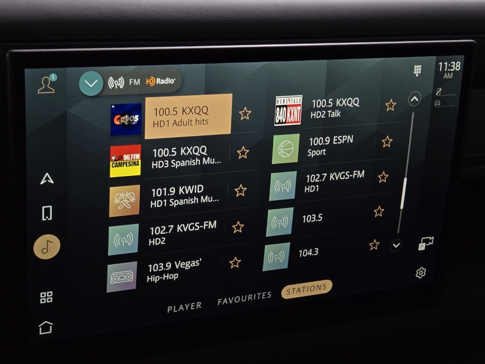 2025 Land Rover Defender 110 photo 26