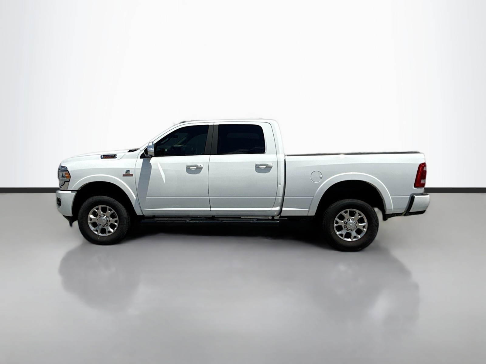 2021 Ram 2500 Laramie photo 8