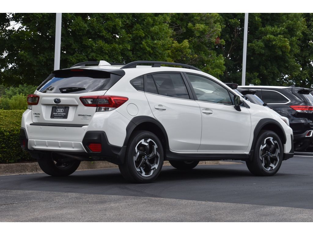 2022 Subaru Crosstrek Limited photo 2