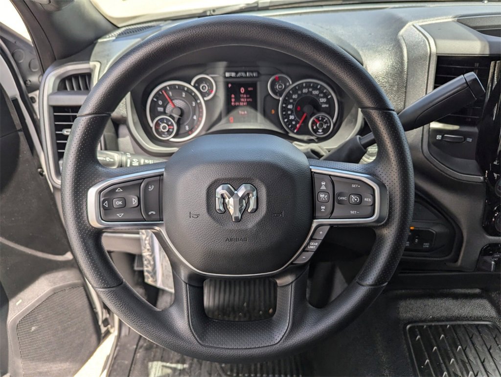 2025 Ram 5500 photo 16