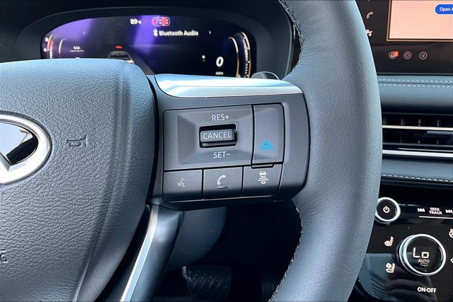 2026 Infiniti QX60 Luxe photo 18