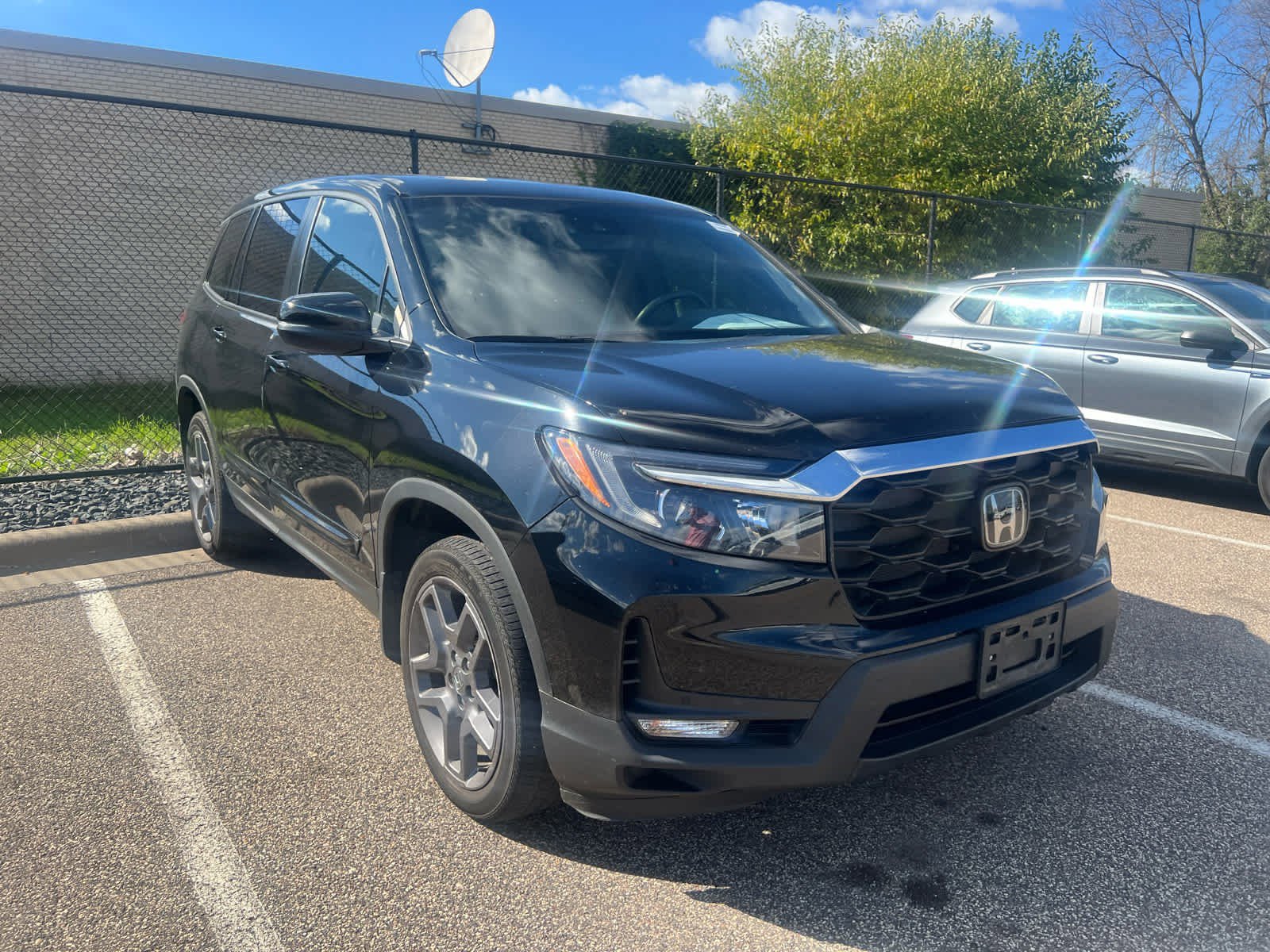 2022 Honda Passport EX-L photo 2