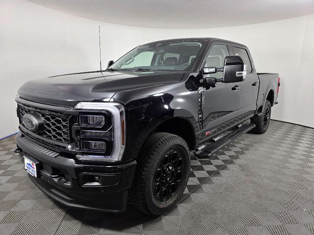 2025 Ford F-250 Super Duty Lariat's photo