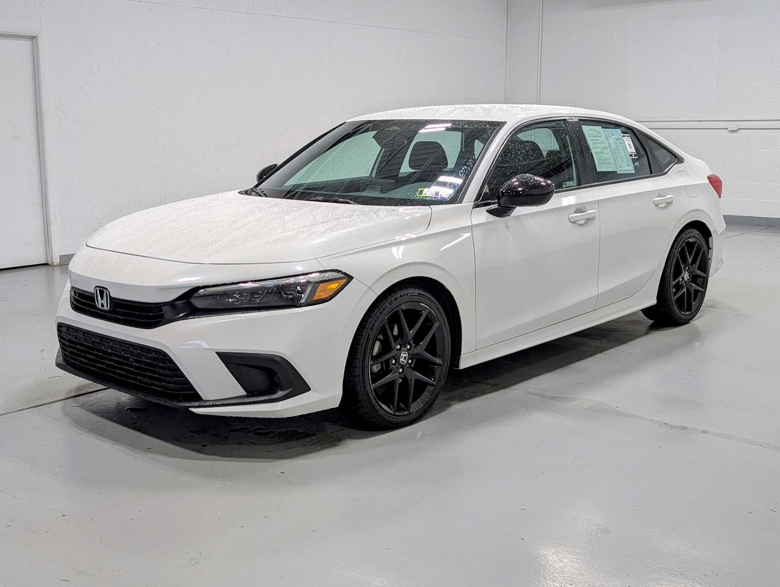 2022 Honda Civic Sport's photo