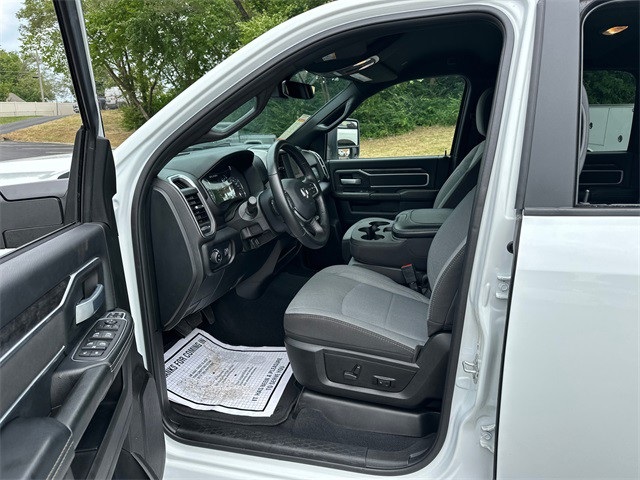 2024 Ram 2500 Big Horn photo 28