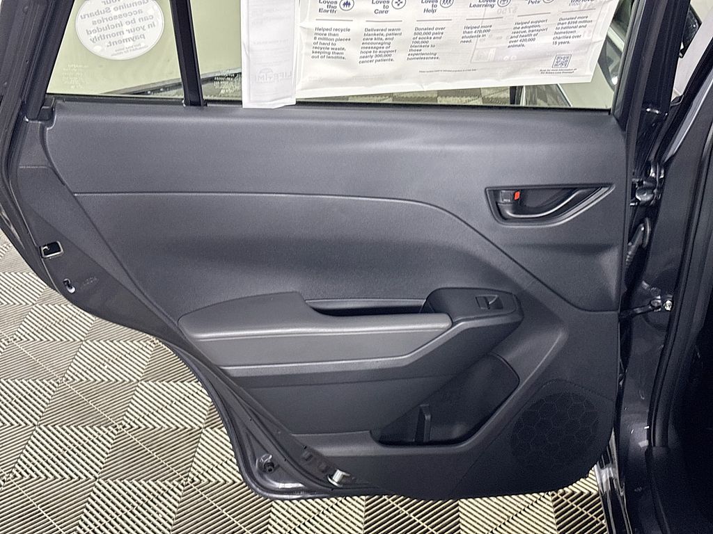 2025 Subaru Impreza Base photo 18
