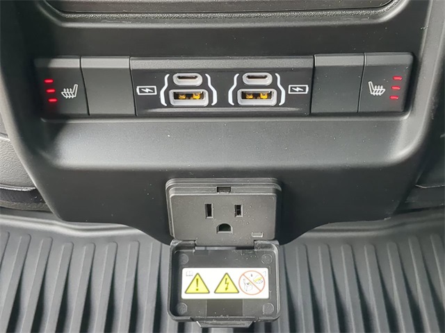 2025 Ram 2500 Power Wagon photo 13