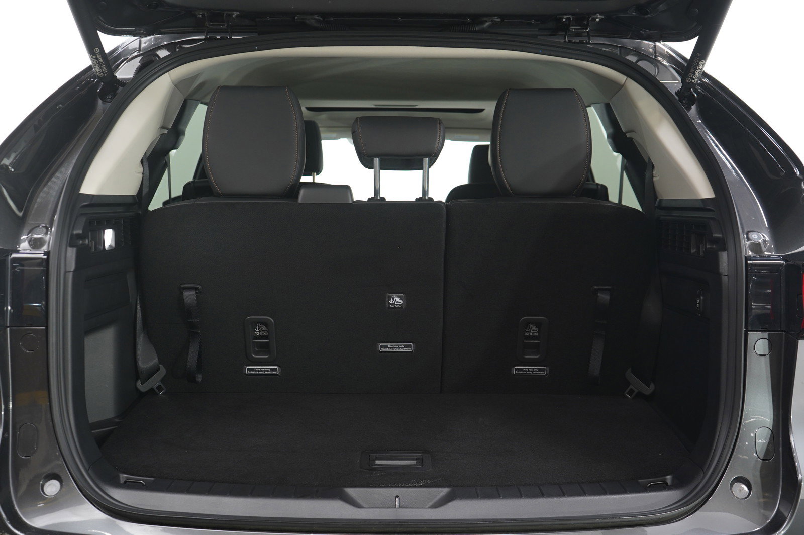 2025 Mazda CX-90 Preferred photo 9