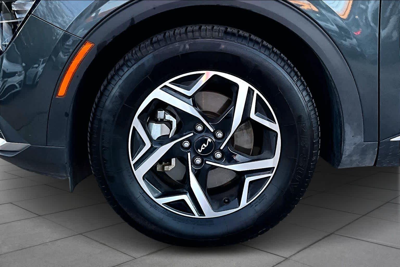 Image of Certified Pre-Owned 2023 Kia Sportage LX