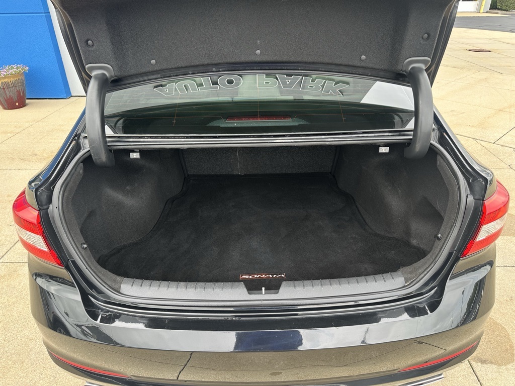 2017 Hyundai Sonata Limited photo 9