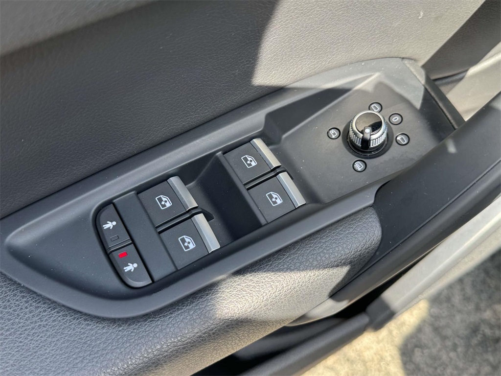 2020 Audi Q5 45 Premium photo 14