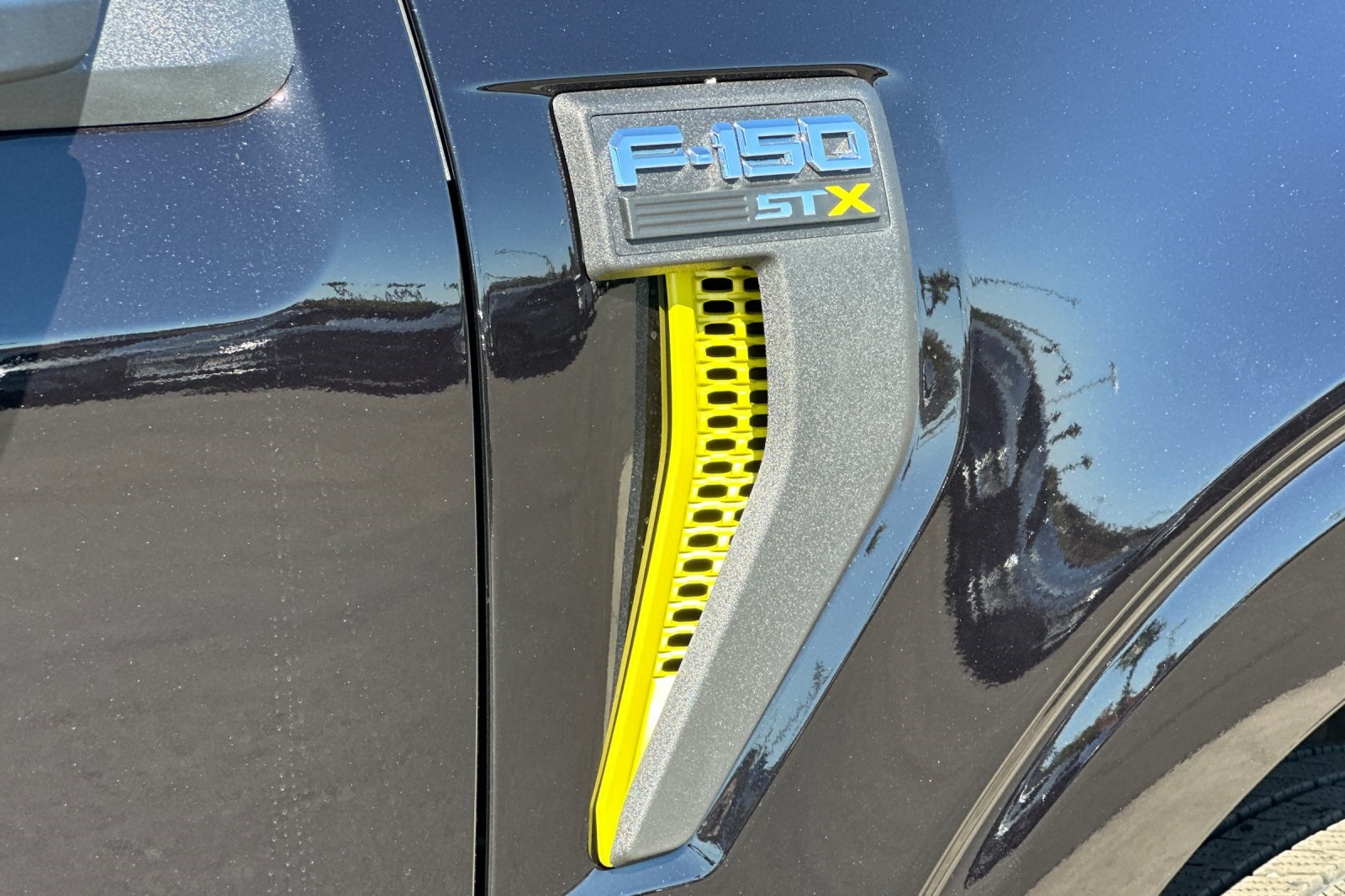 2025 Ford F-150 STX photo 23