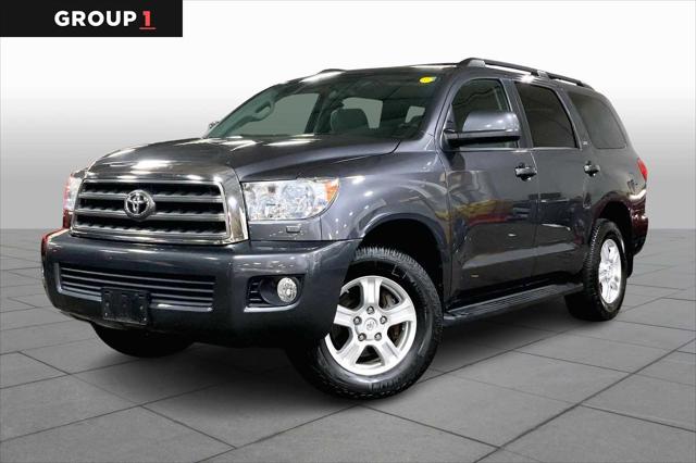 2016 Toyota Sequoia SR5's photo