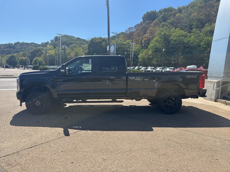 2026 Ford F-350 XL photo 4