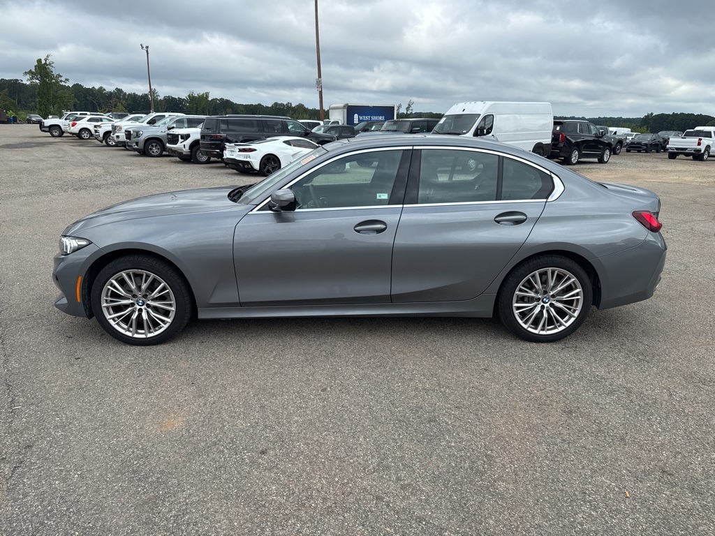 2024 Bmw 330i xDrive photo 2