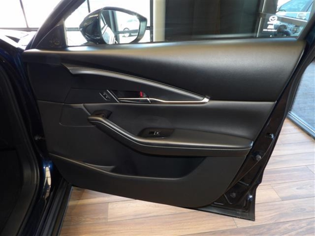 2024 Mazda CX-30 2.5 S Preferred photo 12