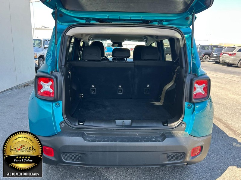 2021 Jeep Renegade Latitude photo 13