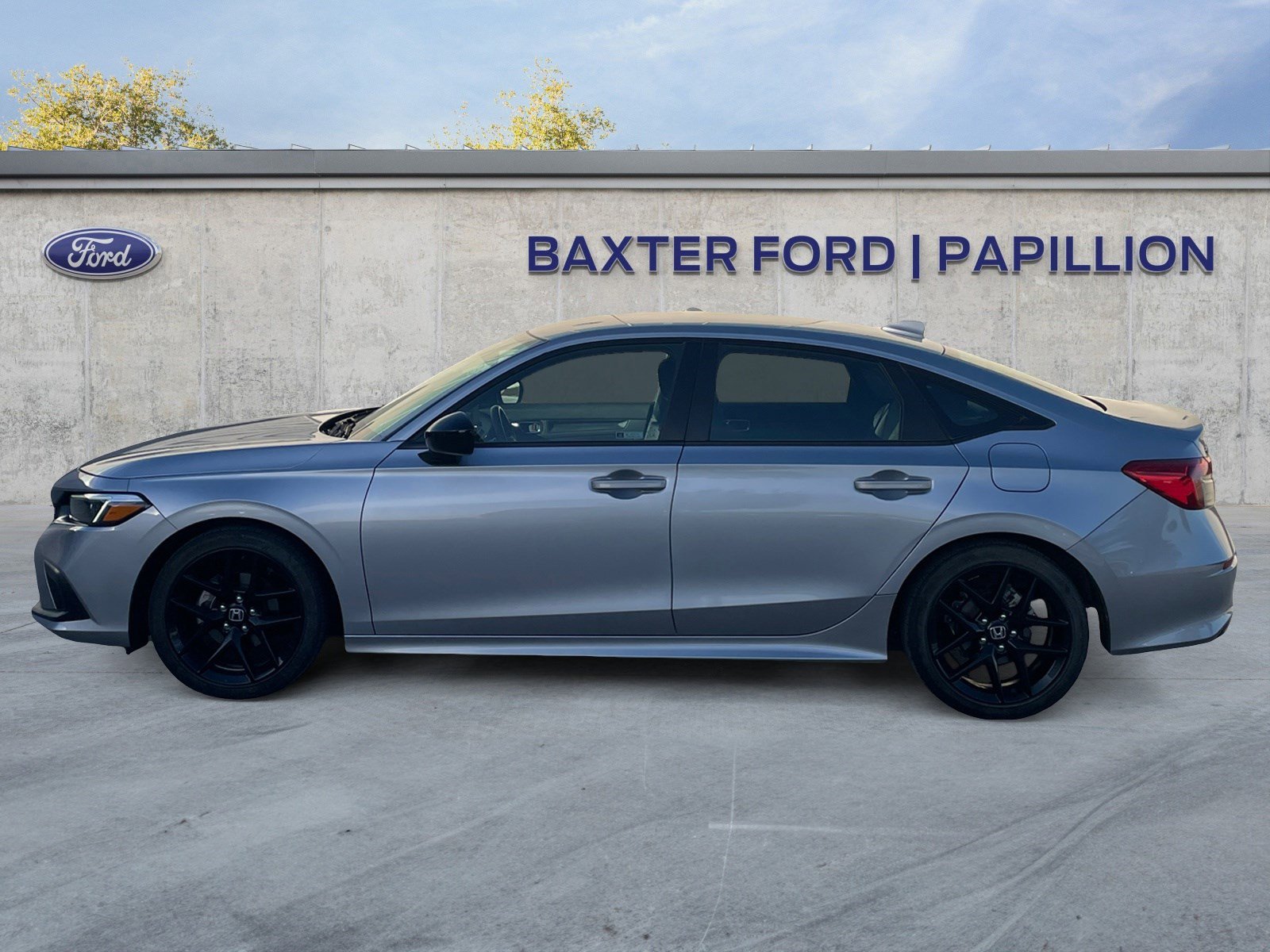 2022 Honda Civic Sport photo 2