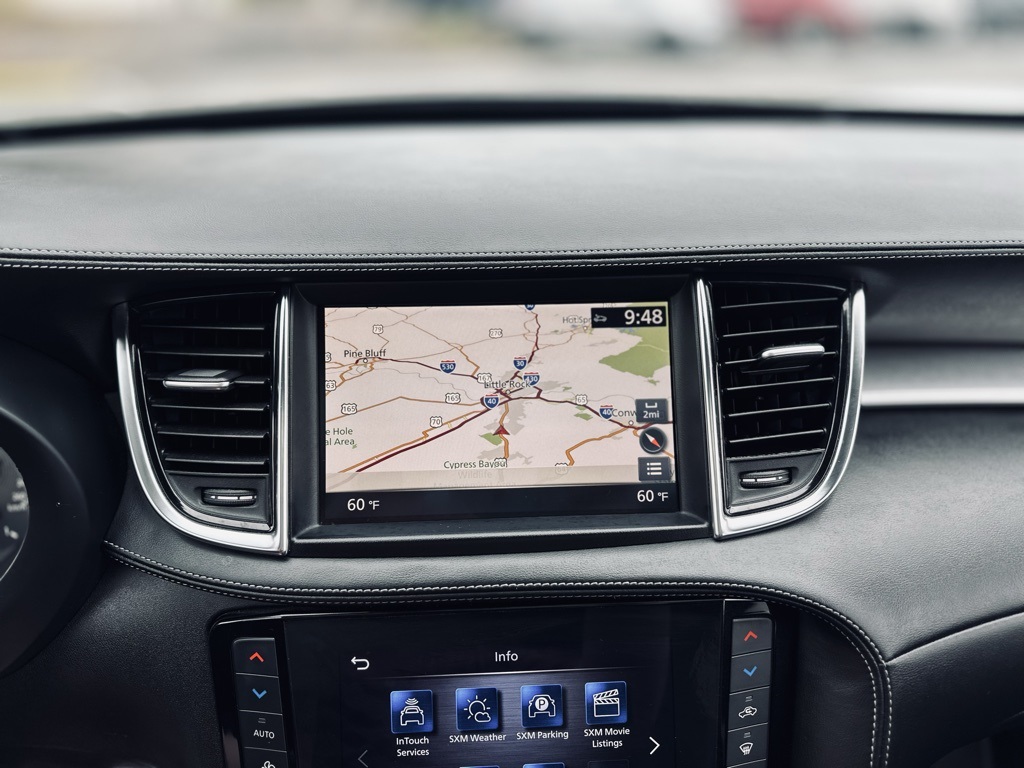 2021 Infiniti QX50 Essential photo 38