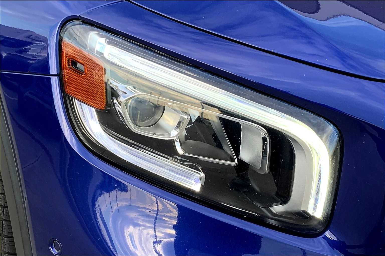 2021 Mercedes Benz GLB 250 photo 22