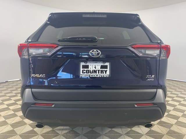 2023 Toyota RAV4 XLE photo 5