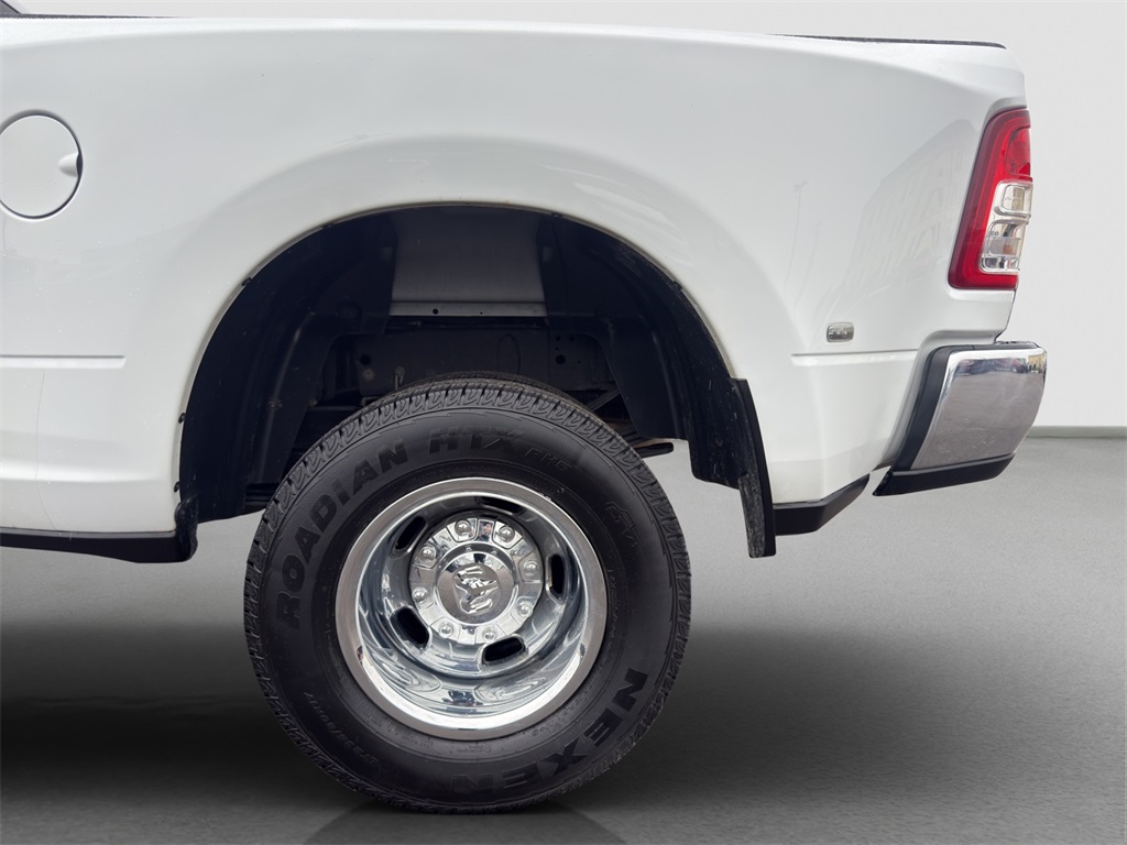 2024 Ram 3500 Tradesman photo 23