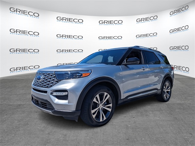 2020 Ford Explorer Platinum photo 4