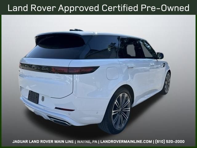 2025 Land Rover Range Rover Sport SE photo 24