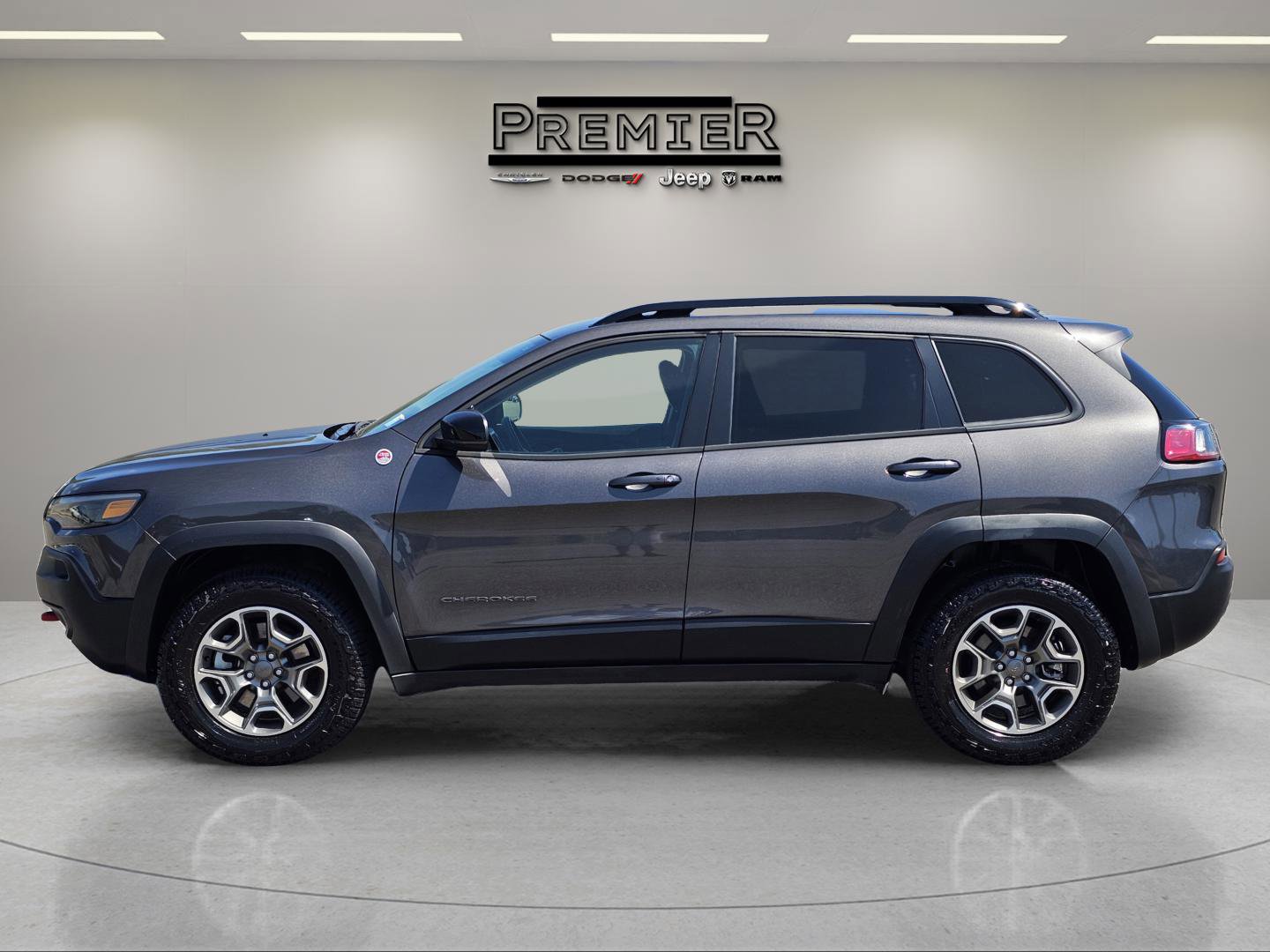 2022 Jeep Cherokee Trailhawk photo 8