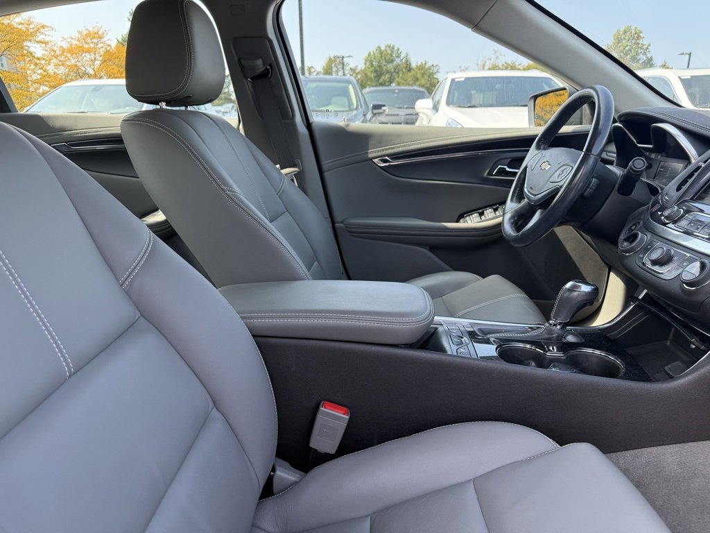 2019 Chevrolet Impala 1LT photo 10