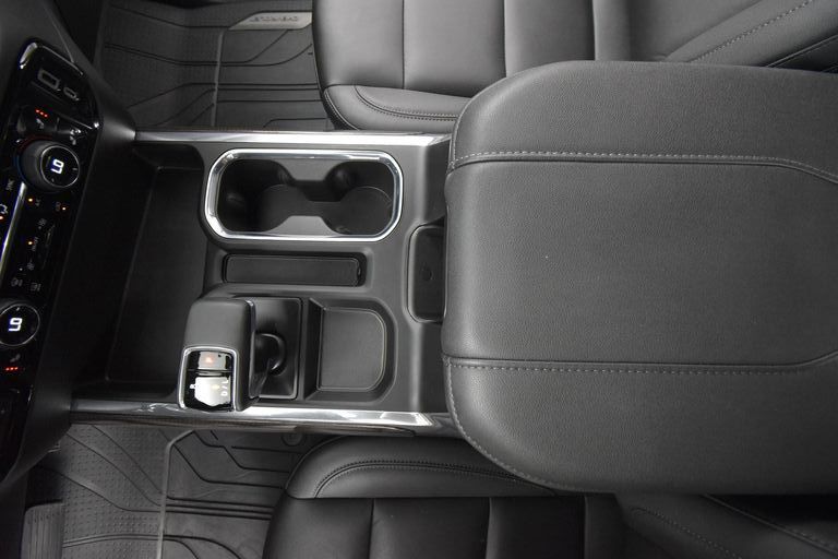 2025 Chevrolet Silverado 1500 RST photo 28