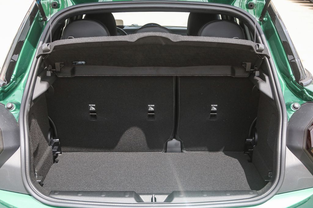 2026 Mini Cooper 4 Door Hardtop Signature photo 22