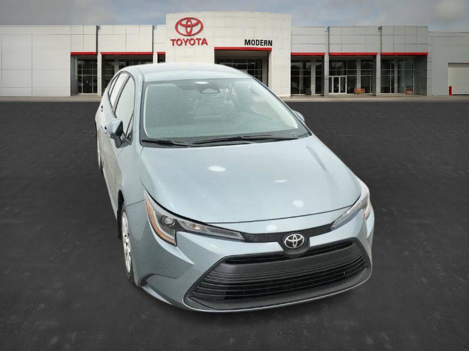 2026 Toyota Corolla LE photo 32