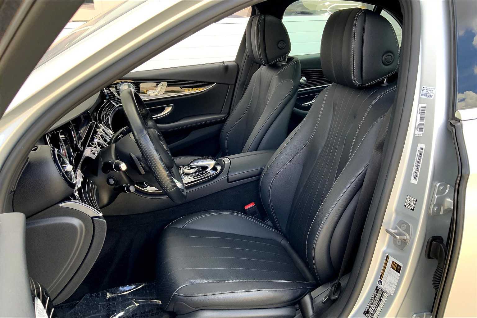 2017 Mercedes Benz E 300 Sport photo 7