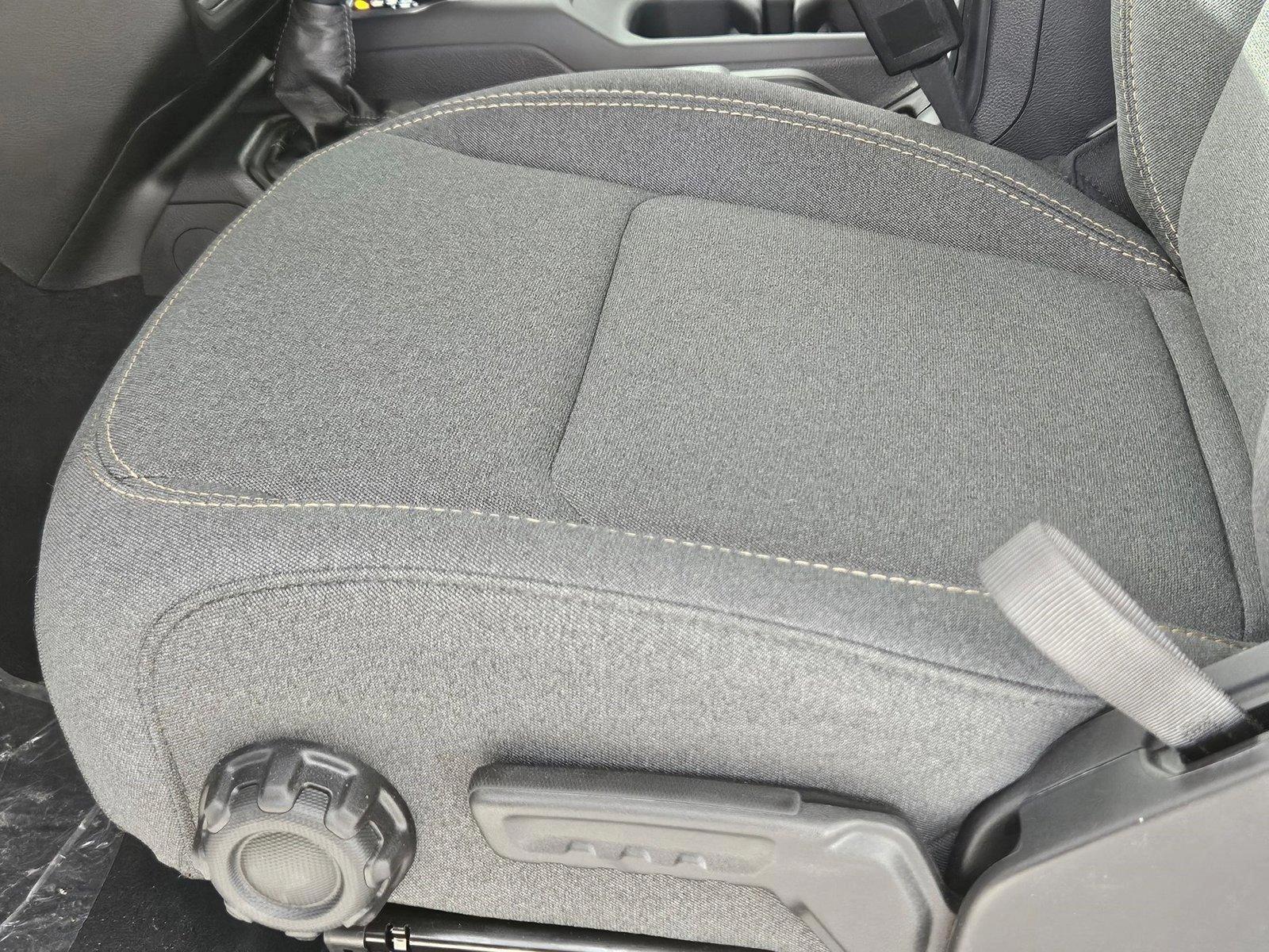 2025 Jeep Gladiator Sport S photo 4