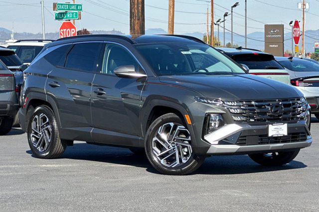 2026 Hyundai Tucson Hybrid Limited photo 2