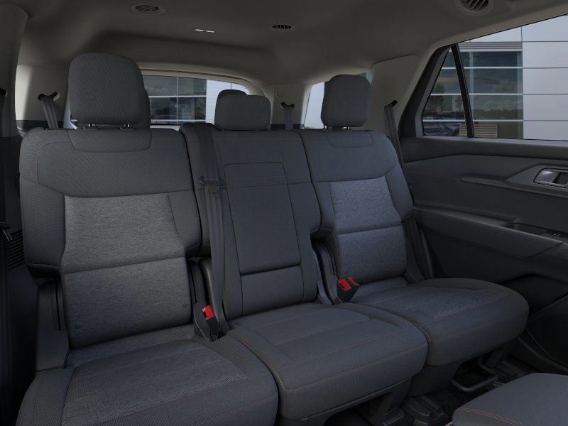 2025 Ford Explorer photo 9